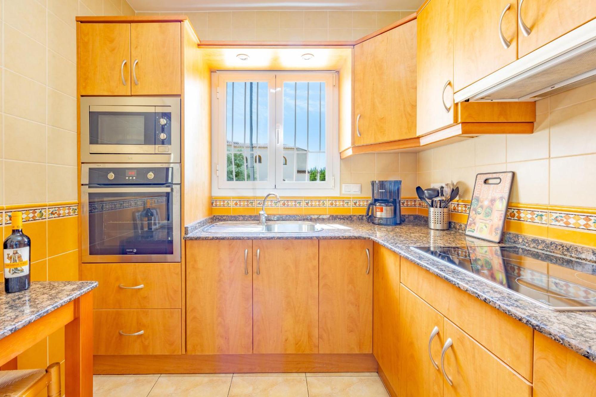 Inia - Plusholidays Calpe